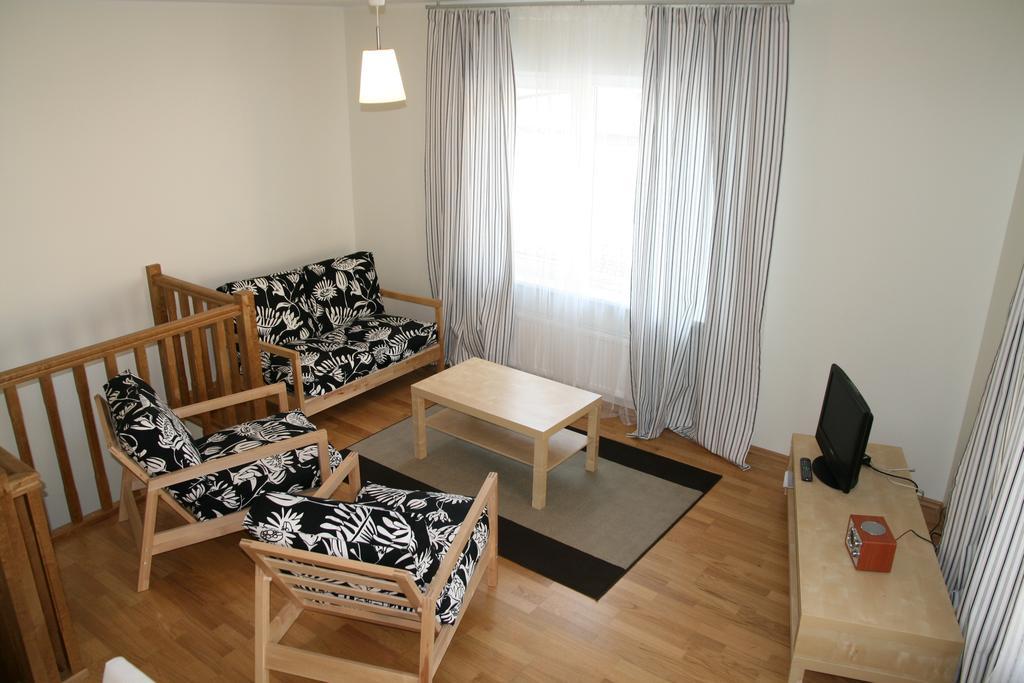 تالين Pilve Apartments الغرفة الصورة